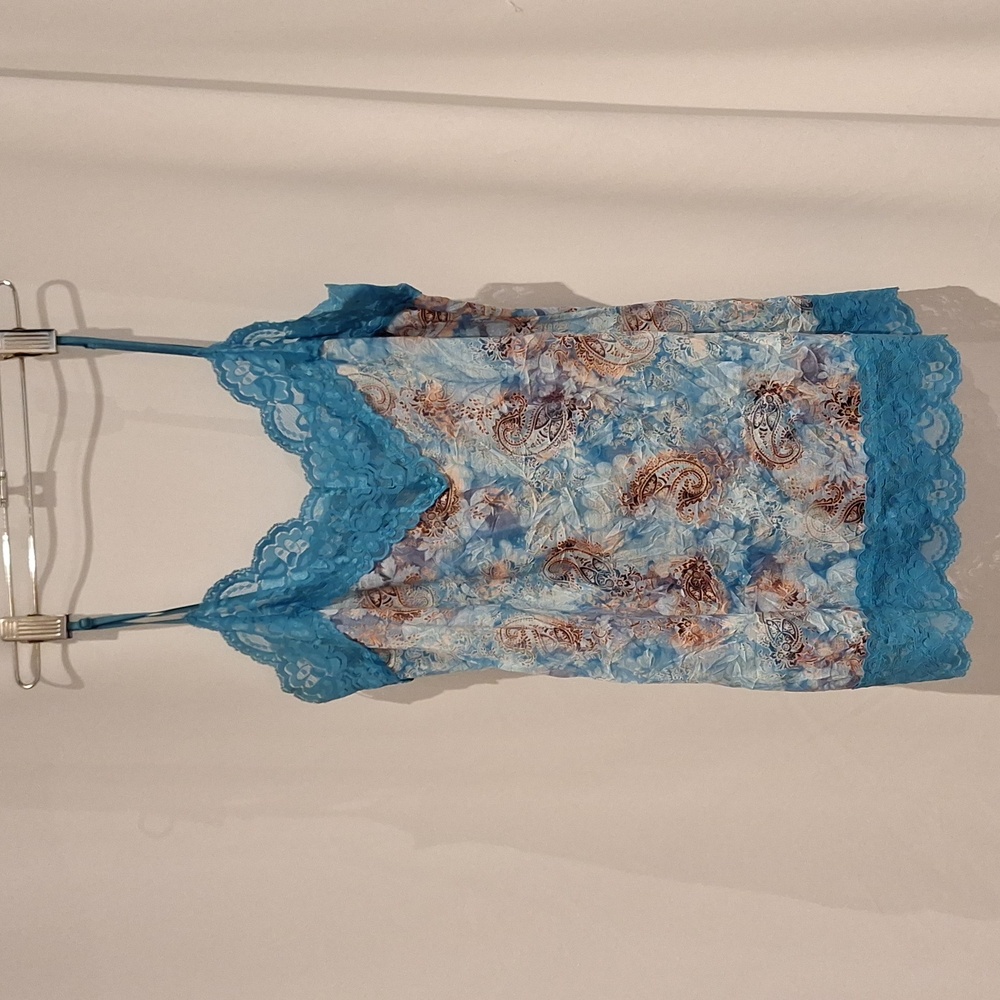 Weavers Girl Y2K Turquoise lace tank top size M